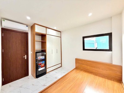 Bán gấp tòa chdv phố giáp bát dt 57m2 gồm 14 phòng cho thuê 4