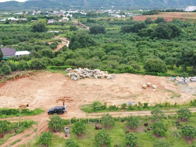 Bán 128m2 đối diện cụm cn suối dầu full thổ 830 triệu ngang 5, dài 25 full thổ cư. - đường 7m ô tô 1