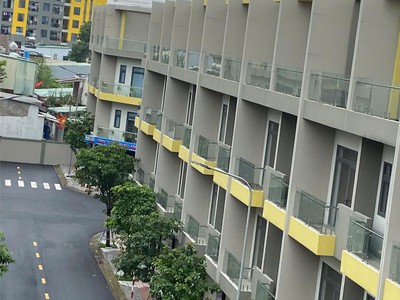 Nhà mặt phố thống nhất, dĩ an: vị trí vàng, kinh doanh đỉnh, 69m2, 3 tầng, 4pn, 6wc, sổ hồng trao 0