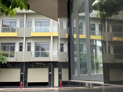 Nhà mặt phố thống nhất, dĩ an: vị trí vàng, kinh doanh đỉnh, 69m2, 3 tầng, 4pn, 6wc, sổ hồng trao 4