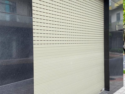 Nhà mặt phố thống nhất, dĩ an: vị trí vàng, kinh doanh đỉnh, 69m2, 3 tầng, 4pn, 6wc, sổ hồng trao 1