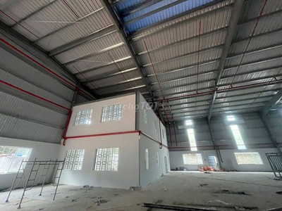 Cho thuê nhà kho DTSD 700M  tại Võ Chí Công   giá siêu rẻ chỉ 35 triệu/tháng  0