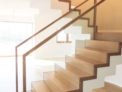Cho thuê nhà hai mặt tiền, 104m2  5t  vỉa hè, nguyễn khánh toàn-30 tr 1