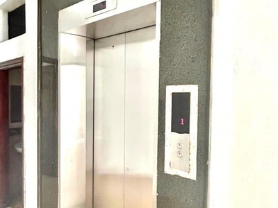 Tôi cho thuê nhà mới, hai đường đi ,vỉa hè, 100m2- 5t, giảng võ 30 tr 0