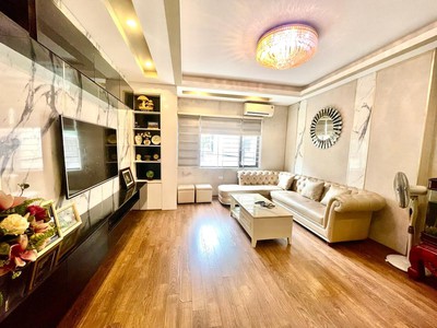 Nhà Phân lô Hoàng Văn Thái-Ngõ thông, Kinh doanh-Ôtô tránh- Dân xây- 60m, 5 tầng. 18,5 tỷ 0