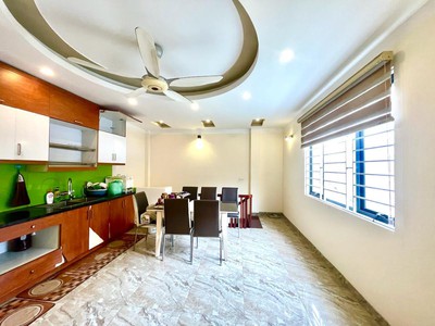 Nhà Phân lô Hoàng Văn Thái-Ngõ thông, Kinh doanh-Ôtô tránh- Dân xây- 60m, 5 tầng. 18,5 tỷ 1
