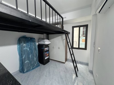 Bán gấp tòa chdv ngõ 190 hoàng mai, dt 57m2 x mt 6m gồm 14 phòng cho thuê 4