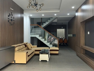 Bán nhà đẹp 3 tầng dĩ an,vừa ở vừa kinh doanh ok luôn,gần chợ tân bình 0