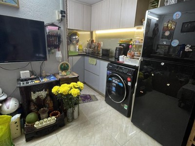 Nhà xinh tân bình giá hời, sổ hồng trao tay: 14m2, 3 tầng, 2pn, hẻm nguyễn bặc, chỉ 2.5 tỷ - gọi 2