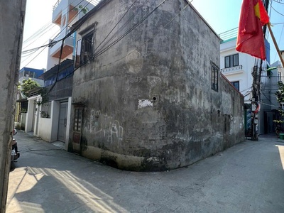Bán đất tặng nhà c4 tại lũng hoa   lô góc 3 mặt ngõ, dân cư đông đúc 0