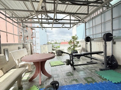 Bán nhà gần vincom - hẻm xe hơi - 93m2   4.3 x16  - 3 tầng - 3 pn - chỉ hơn 9 tỷ 3