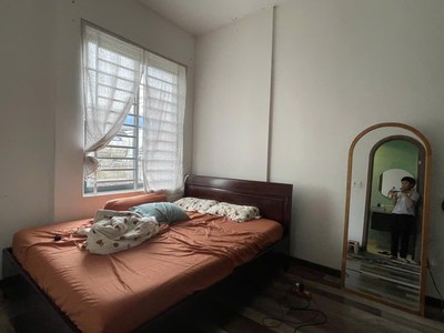 2710 chính chủ cần bán toàn căn hộ 3 tầng đường lê duẫn - cách sông hàn 200m - giá đầu tư 2