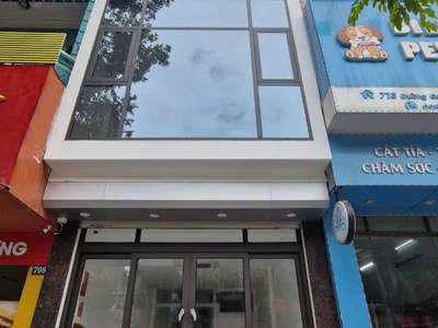 Chính chủ cần  cho thuê mặt bằng kinh doanh đẹp   711 quang trung, hà đông hà nội 0