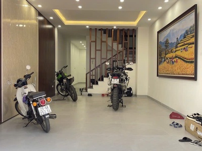 Nhà đẹp mới xây - khu phân lô vip đức giang 45m  - gần kđt bình minh gardent - 6 tầng thang máy, 1