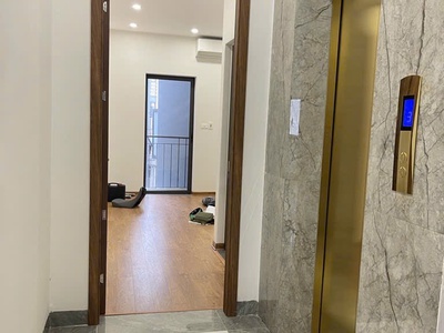 Nhà đẹp mới xây - khu phân lô vip đức giang 45m  - gần kđt bình minh gardent - 6 tầng thang máy, 2