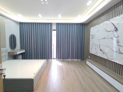 Nhà riêng 6 tầng thang máy  sát cv hoà bình/ ngoại giao đoàn- dt 35m2x 6 tầng- mặt ngõ thông- nhỉnh 4
