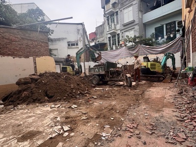 Đất vàng nghi tàm dt 145m -18,2 tỷ,cách phố 20m,3 thoáng vĩnh viễn,nhiều khách tây 4