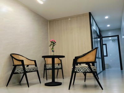 Tập thể T1 phố 8/3 sổ 34, dùng 65m2, 2 thoáng, kinh doanh 4 tỷ 65 có TL. Lh Khánh 4
