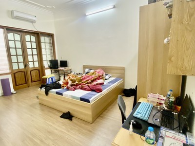 63m2 Nhà Hoàng Cầu - Ngõ Nông   Nhà Đẹp   Gần Hồ Mát Thơ Mộng   2 Thoáng   9.99 Tỷ 2