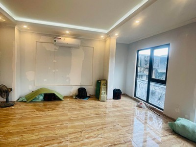 Bán Nhà Hào Nam 68m2 - 2 Thoáng   Nhà đẹp mới   Mặt tiền lý tưởng - Full nội thất 0