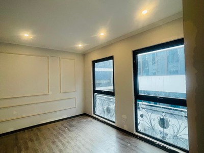 Bán Nhà Hào Nam 68m2 - 2 Thoáng   Nhà đẹp mới   Mặt tiền lý tưởng - Full nội thất 1