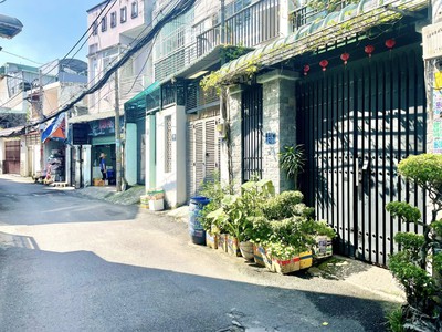 Nhà Linh Xuân 5 tầng ngay PHẠM VĂN ĐỒNG - Đang cho thuê 25Tr/Tháng 3