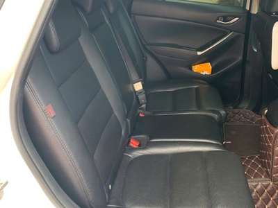 Chính chủ bán xe Mazda cx5, bản 2.0, màu trắng, sản xuất năm 2016 số tự động 2