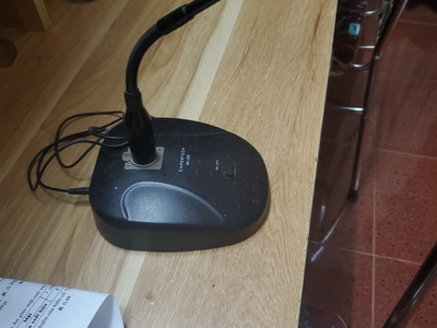 Dọn nhà cần bán Mic hội nghị cổ ngỗng như hình 1