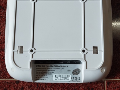 Dọn nhà cần bán Thiết bị thu phát wifi Netmax NM-A770 1