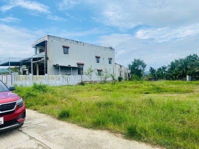 BÁN 3 LÔ LIỀN KỀ ĐẸP ĐẠI HIỆP   Hướng sông mặt tiền ô tô 0