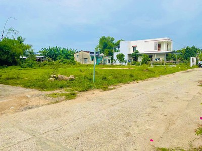 BÁN 3 LÔ LIỀN KỀ ĐẸP ĐẠI HIỆP   Hướng sông mặt tiền ô tô 1