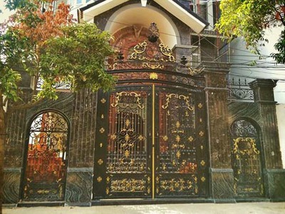  Biệt thự sang trọng không thể thiếu sắt mỹ thuật Việt Hoa 1