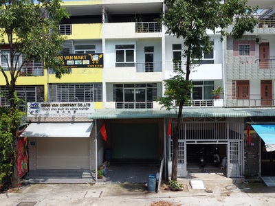 Bán Nhà 1 Trệt 3 Lầu   Vị Trí Đẹp Phường Chánh Phú Hòa, TP.HCM 3