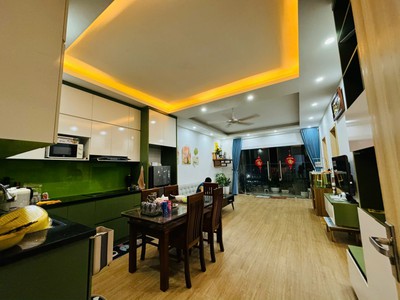 Chính chủ bán căn góc view đường tầng 18 Chung cư Thanh Hà Cienco 5 0