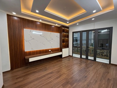 Bán nhà nguyễn chính, hoàng mai, gara oto, thang máy, kinh doanh, 40m2, 10.3 tỷ ctl 1