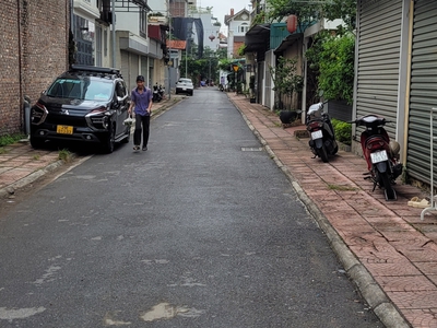 Bán đất mặt ngõ phố trường lâm   ô tô tránh, có vỉa hè  65m , mặt tiền 5m  giá nhô 14 tỷ 1