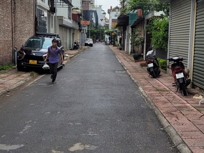 Bán đất 50m  mặt ngõ phố việt hưng   long biên  đất đẹp, vị trí hiếm  giá 8.5 tỷ 1
