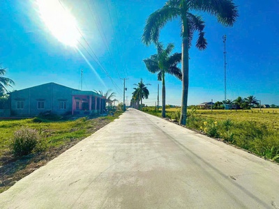 Giang còn 3 nền thổ 100, sổ hồng riêng, thuộc xã đức tân- tân trụ 3