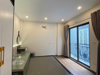 Bán nhà đẹp   trung tâm phúc lợi, long biên  5 tầng   full nội thất   5.3 tỷ 0