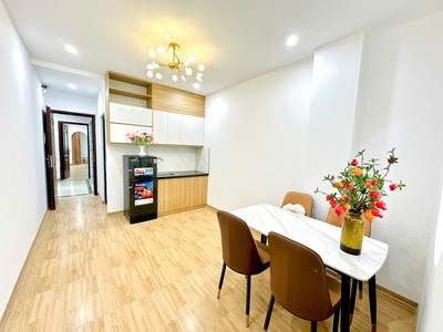 Cho thuê 1pk 1ngủ đẹp thoáng cửa sổ giá rẻ tại 110 trần duy hưng 4