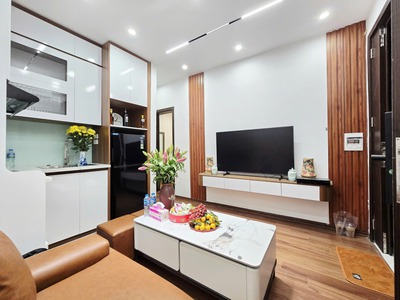 Tầng 2 tt chùa láng 28/55m2 - 2pn 2wc mới đẹp, 3.98 tỷ 0