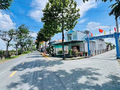 Mặt tiền đường nhựa   gần trung tâm thị trấn tầm vu 0