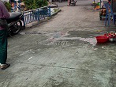 Vỡ nợ bán gấp lô đất cực hiếm   sát chợ phú hòa, full thổ cư 0