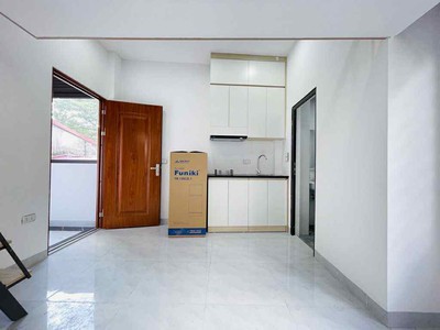 Bán căn hộ dịch vụ 75m 6 tầng thang máy, lô góc, ngõ thông ô tô đỗ cổng, vài bước ra phố, pccc đầy 0