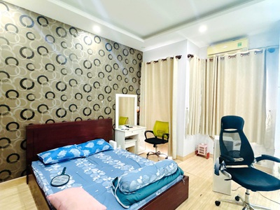 Cực hiếm  nhà 3 tầng btct linh đông   58m  hẻm xe hơi, giá chỉ 5.6 tỷ, gần phạm văn đồng   sổ riêng. 4