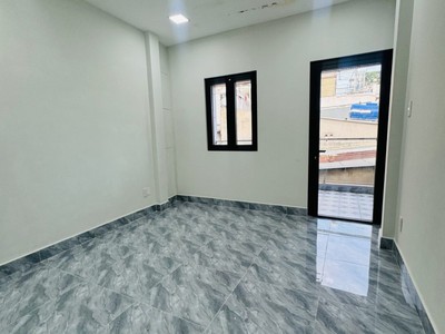 Bán nhà 3 tầng 42m2 nở hậu 4 pn 3 wc sát trung tâm quận 1,5 nhà mới dọn vào ở 4