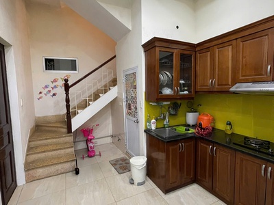 Cho thuê nhà ngõ 124 minh khai, 25m  x 3 tầng, 2pn, 2wc, 9triệu 0