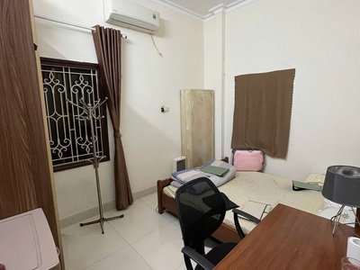 Cho thuê nhà ngõ 124 minh khai, 25m  x 3 tầng, 2pn, 2wc, 9triệu 3