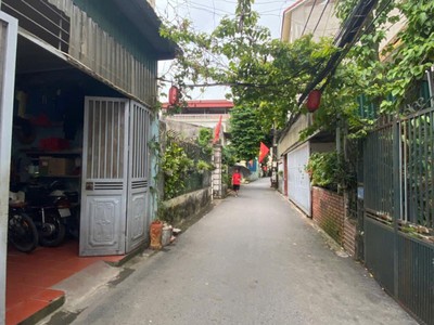 Bán đất đẹp trung tâm đức giang   long biên  75m    mặt tiền 4.9m   giá 10.9 tỷ  tl 0