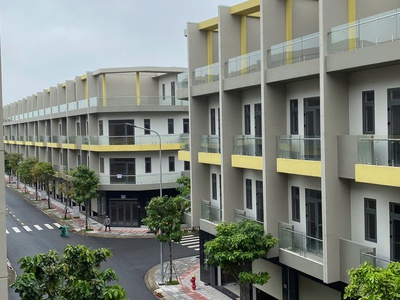 Nhà phố 4 tầng uni valley    địa chỉ vàng  cho nhà đầu tư khó tính 1